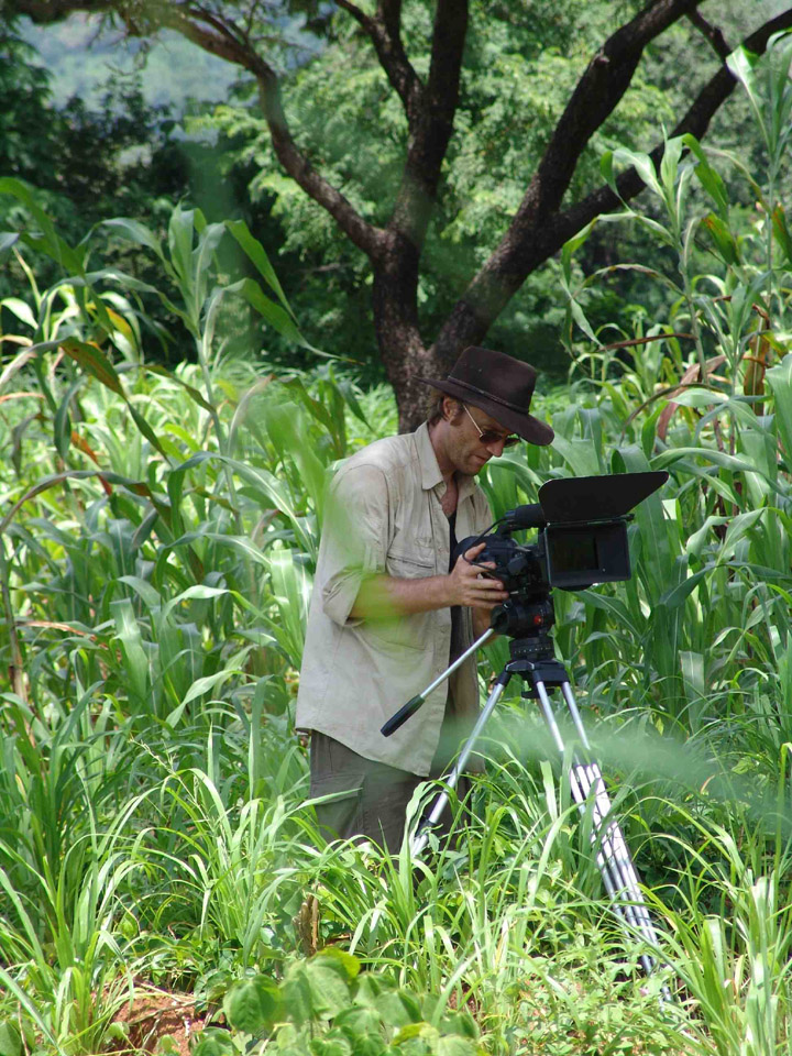 Jochen in Koufitikou auf m Feld